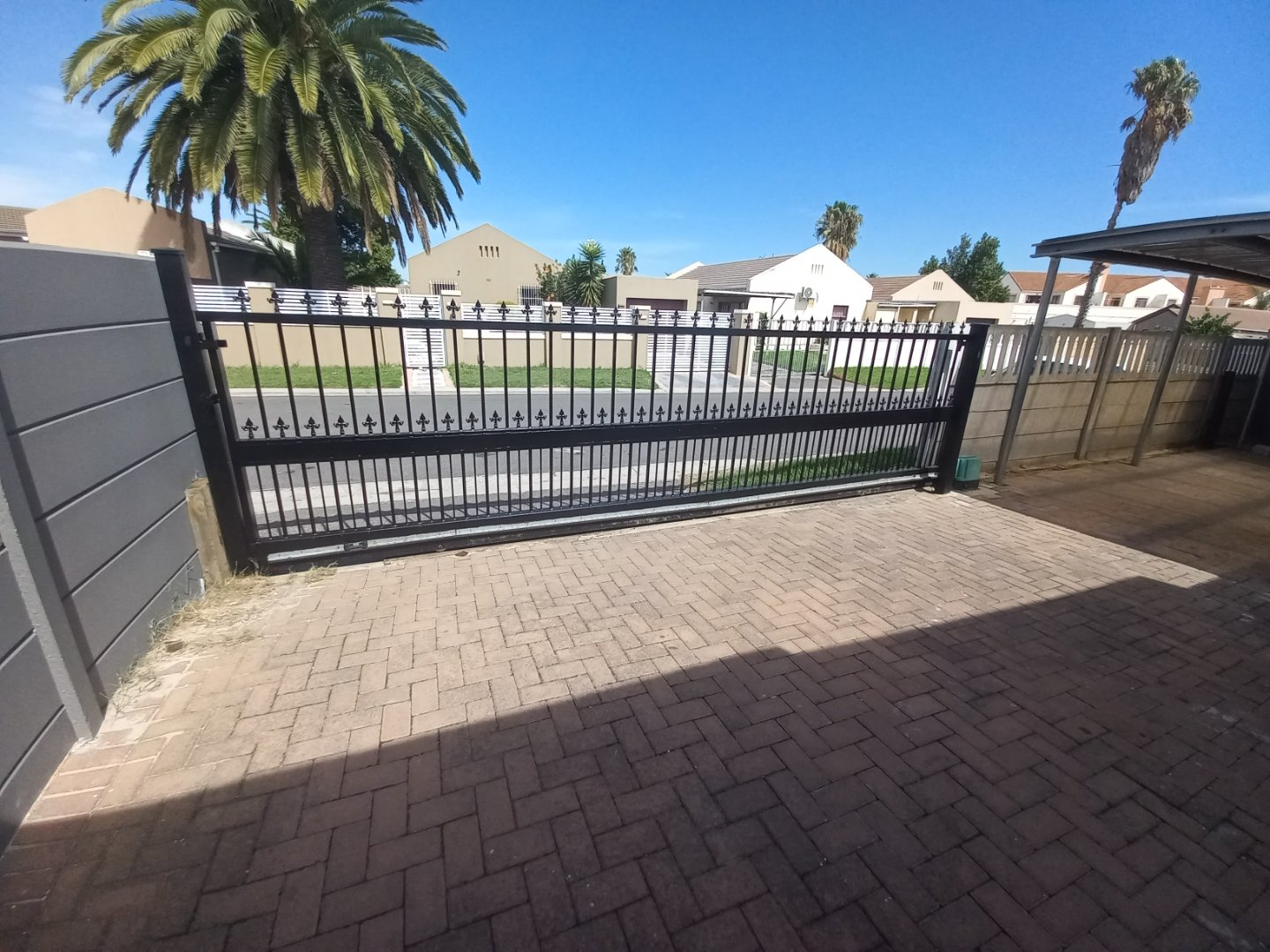 To Let 4 Bedroom Property for Rent in Richwood Western Cape